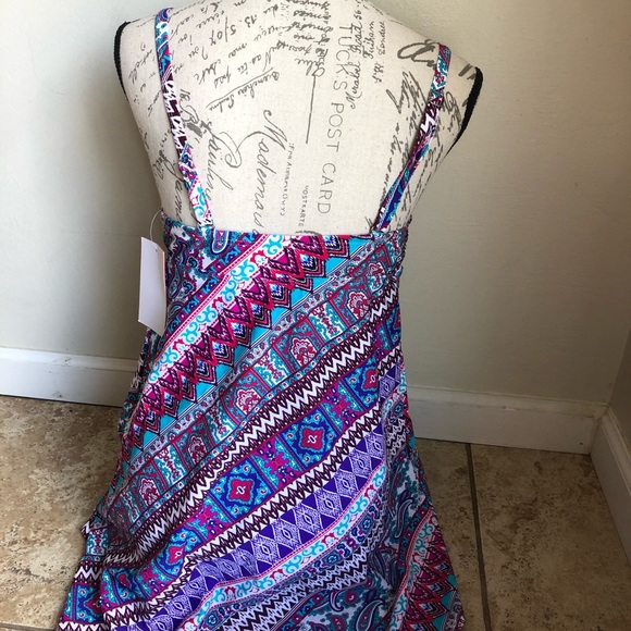 Swimsuit - Picture 4 of 5